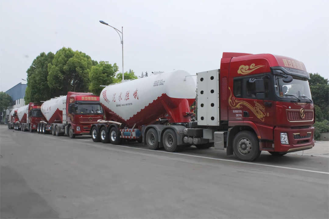 总计百台，，，，，分批交付！乘风破浪的“小白罐”再度出发