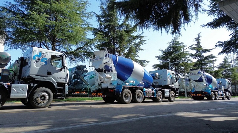 【发车新闻】jdb电子游戏搅拌车交付一线，，，牡丹花开又逢君！