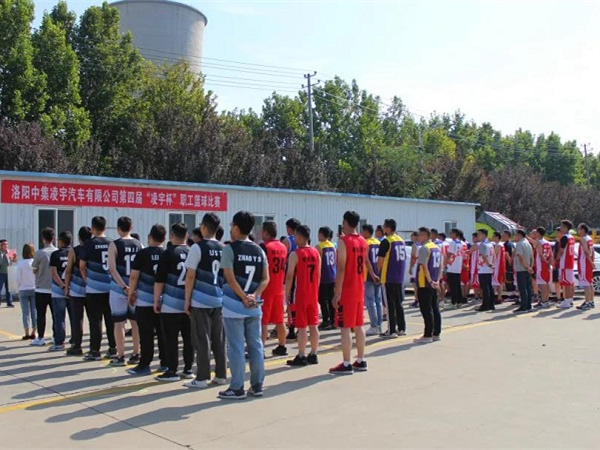 【jdb电子游戏风范】 第四届“jdb电子游戏杯”职工篮球角逐火热举行中，，，，，快来一睹为快！