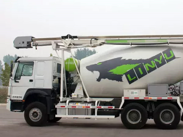 中集jdb电子游戏 艳服再临上海bauma China 2010  罐车专家  塑造品牌蓄势待发